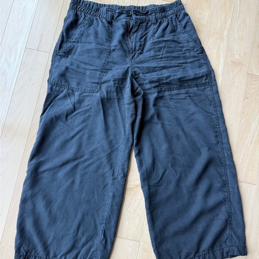 Sanctuary Black Elastic-Waist Crop Pants